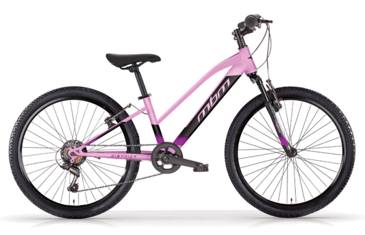 District 24" Dame 7v