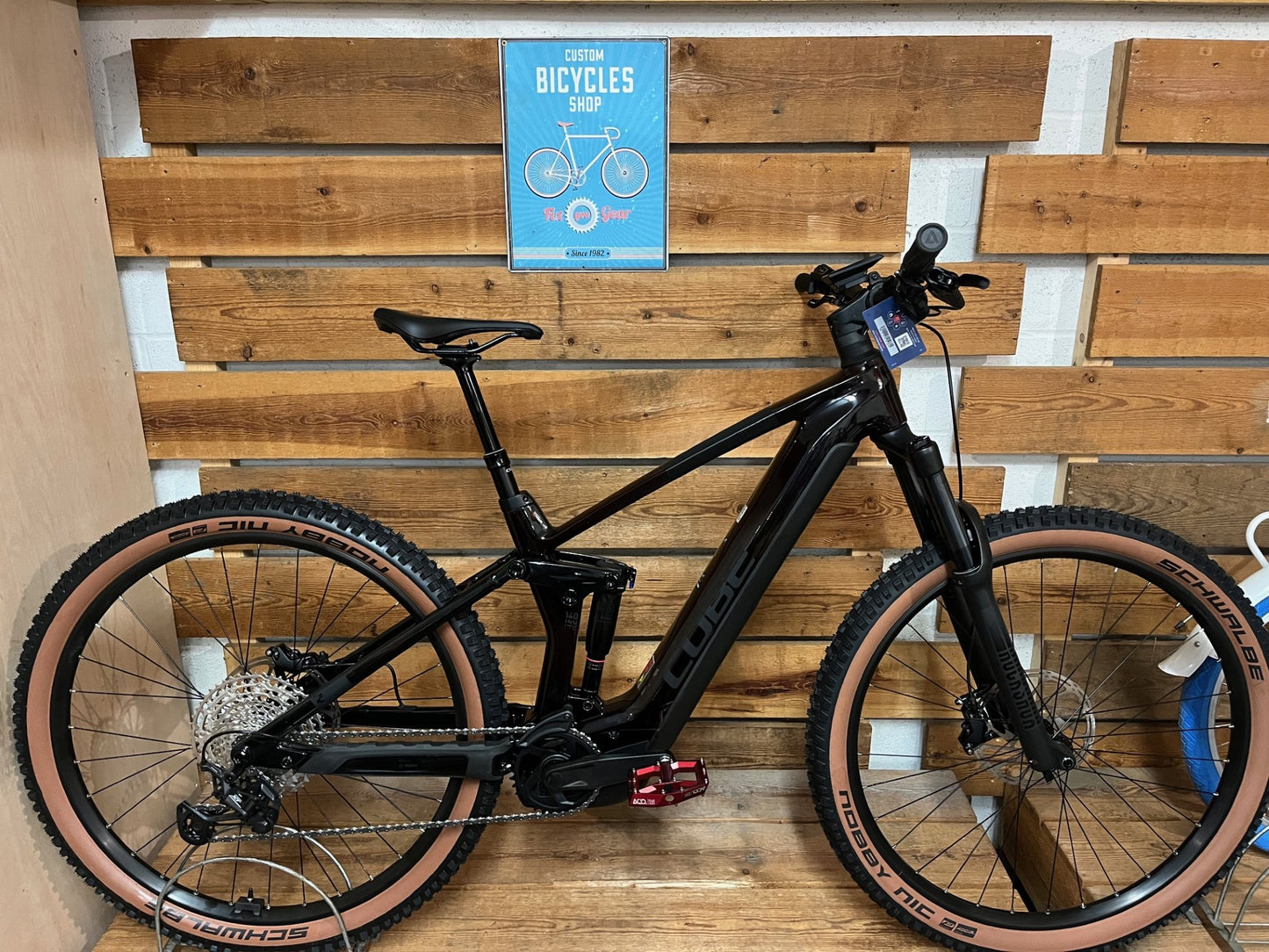 Cube stereo hybrid 140 hpc race