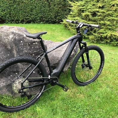 Vélo électrique crossover 12 vit