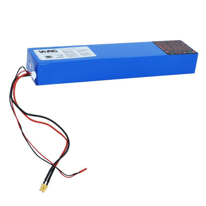 BATTERIE TROTTINETTE 36V 7.8Ah (LONGUEUR 29.4cm x largeur 7.8cm x hauteur 3.8cm )